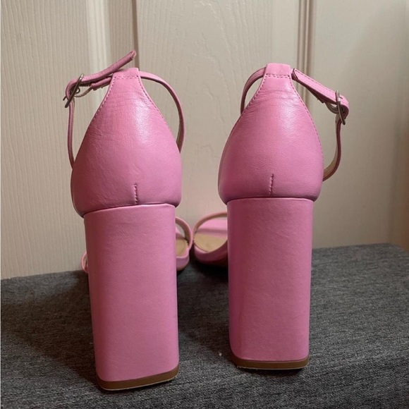 Steve Madden pink heels - Picture 4 of 5